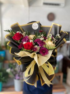 Buket Bunga Wisuda Mix – Buket Sedang bangil