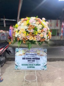 Bunga Standing Warna Warni Besar – Bunga Ucapan bangil