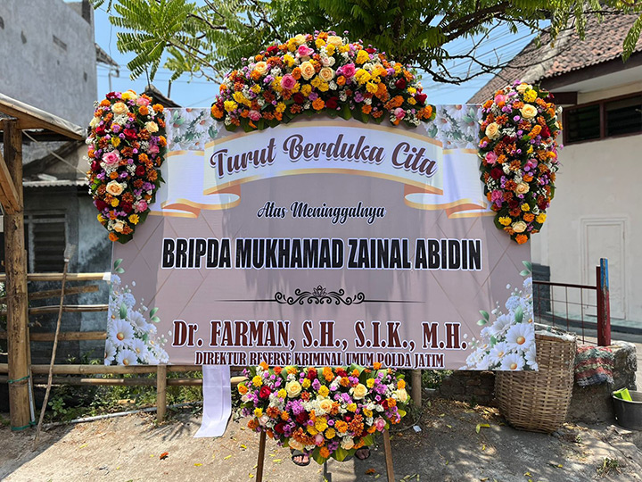 Karangan Bunga Duka Cita 4 Titik Bunga